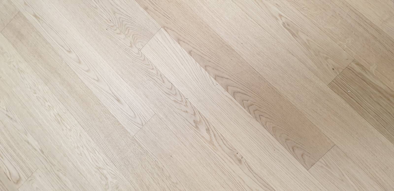 Spécialiste des revêtements de sols stratifiés Quick Step, avec des poseurs salariés, pour une installation rapide et adaptée dans toutes vos pièces à Colomiers (31770), Haute-Garonne