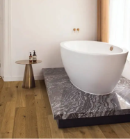 Notre zone d'activité pour ce service Achetez un sol vinyle haut de gamme Quick Step effet bois, avec pose incluse, idéal pour la salle de bain ou toute pièce humide à